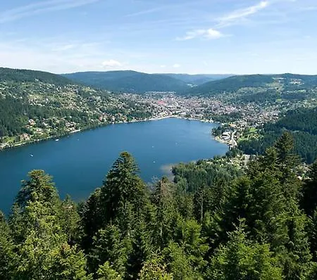 Beau Duplex à Proximité Du De Avec Place De Parking Gérardmer